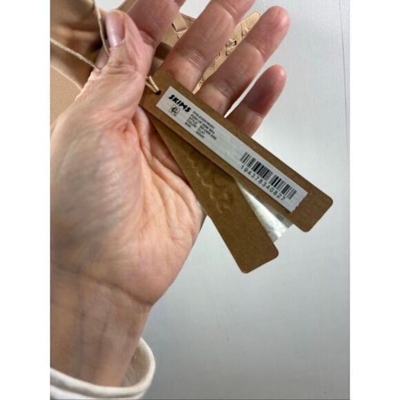 SKIMS NWT Push Up Demi Bra in Clay Size 32DDD - Picture 8 of 8